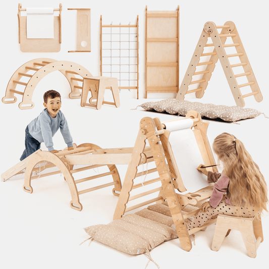 Klettergerüst: Kletterdreieck, Kletterbogen mit Kissen, Rutsche, Kletternetz, Maltafel, Kinderstuhl – Beige