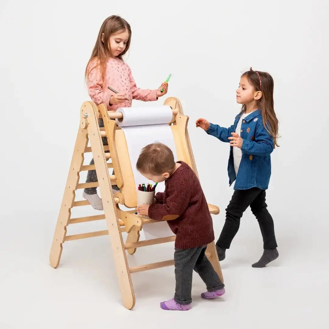 Staffelei mit Kinderstuhl